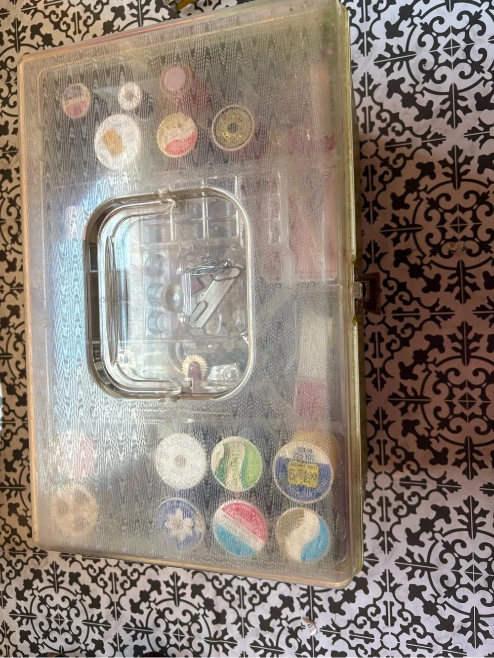 Green Vintage-Style Metal Storage Box with Clear Lid